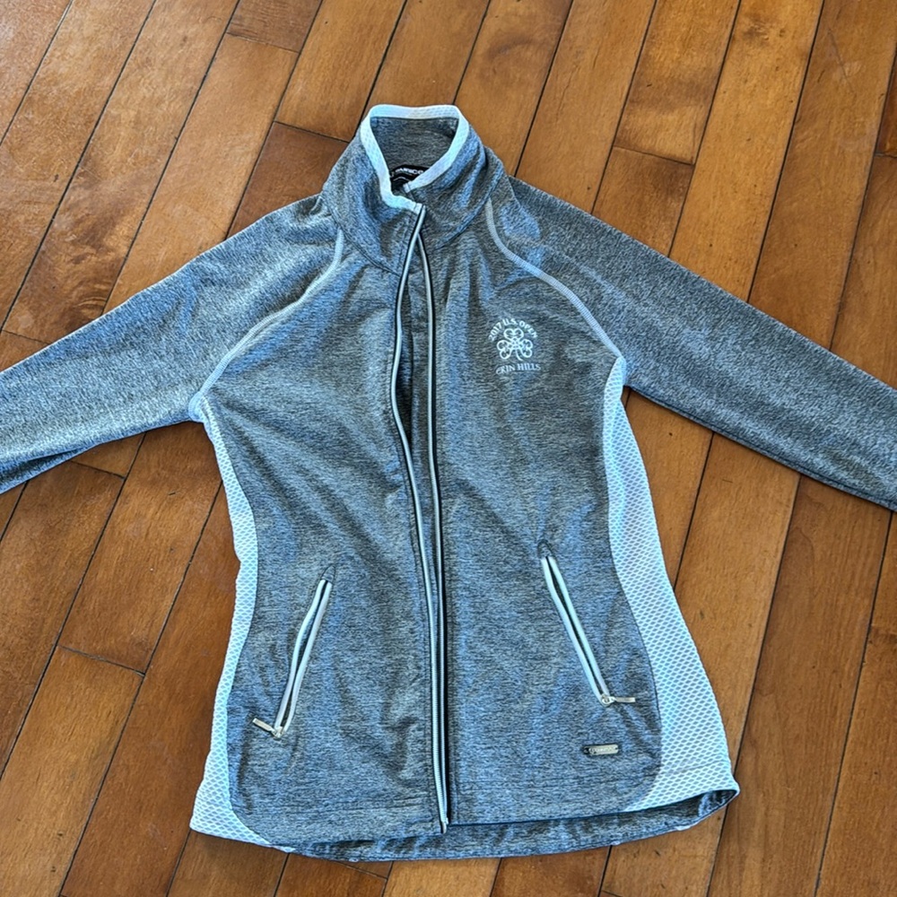 Sunice xtra small sweater grey and white in very good condition
